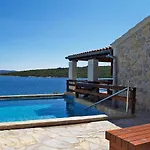 Seaside Family Friendly House With A Swimming Pool Cove Ladjin - Landjin, Pasman - 20399 *