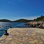 Seaside Family Friendly House With A Swimming Pool Cove Ladjin - Landjin, Pasman - 20399 Tkon