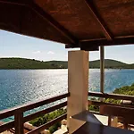 Dom wakacyjny Seaside Family Friendly House With A Swimming Pool Cove Ladjin - Landjin, Pasman - 20399 *