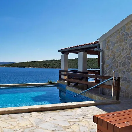 Seaside Family Friendly House With A Swimming Pool Cove Ladjin - Landjin, Pasman - 20399 *
