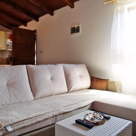 בית נופש Seaside Family Friendly House With A Swimming Pool Cove Ladjin - Landjin, Pasman - 20399