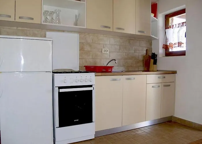 Seaside Family Friendly House With A Swimming Pool Cove Ladjin - Landjin, Pasman - 20399 *