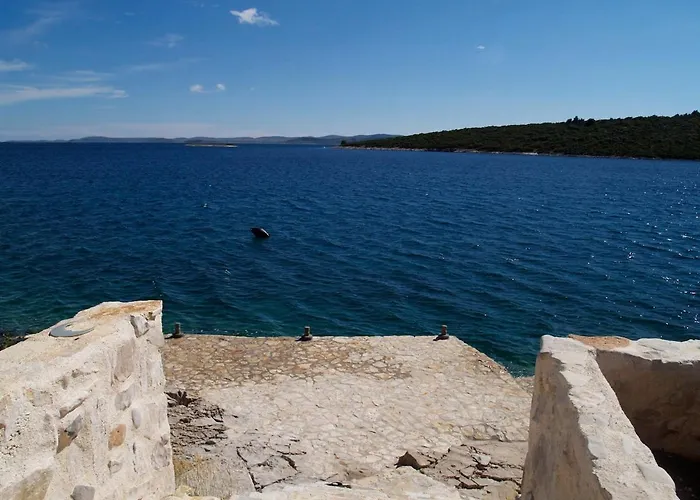 Seaside Family Friendly House With A Swimming Pool Cove Ladjin - Landjin, Pasman - 20399 * Tkon
