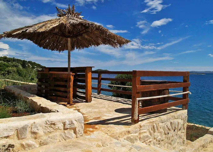 Vakantiehuis Seaside Family Friendly House With A Swimming Pool Cove Ladjin - Landjin, Pasman - 20399